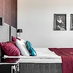 Rantakalla 3*